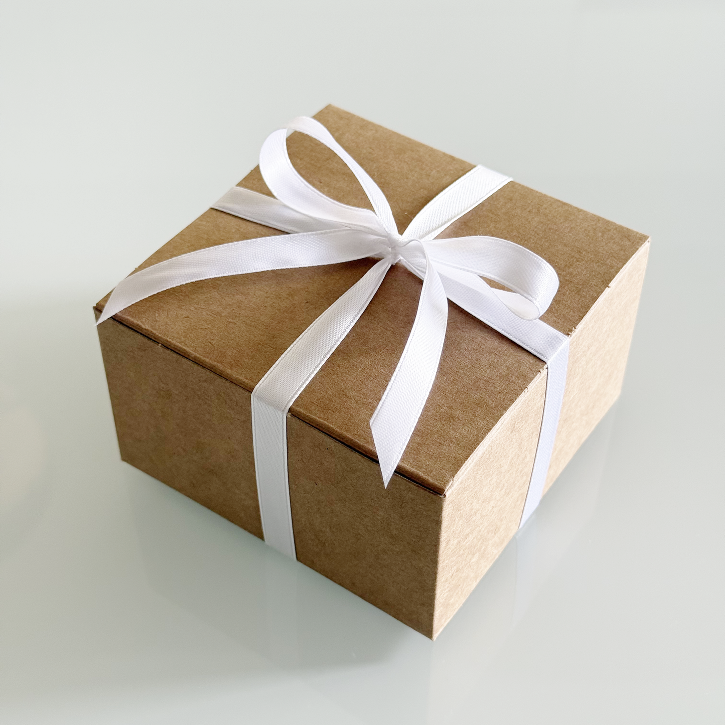 APRIBOTTIGLIE CUORE IN FAGGIO